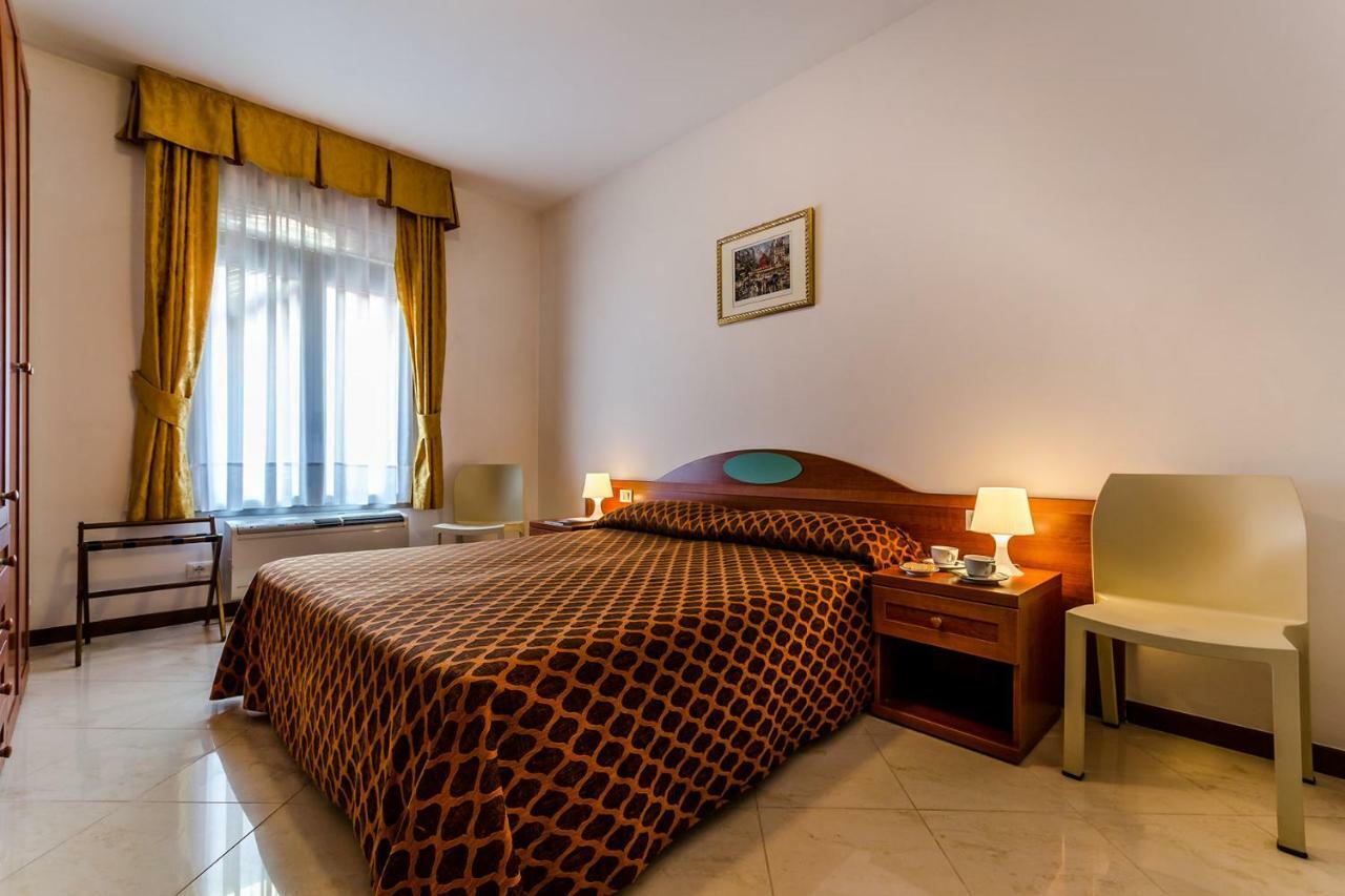 Hotel Ariel Silva Venesia Bagian luar foto