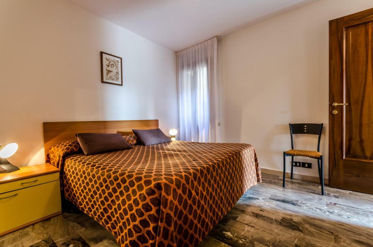 Hotel Ariel Silva Venesia Bagian luar foto